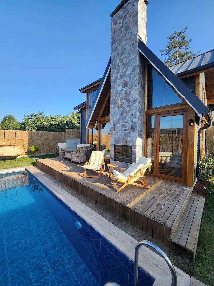 Business Bungalov