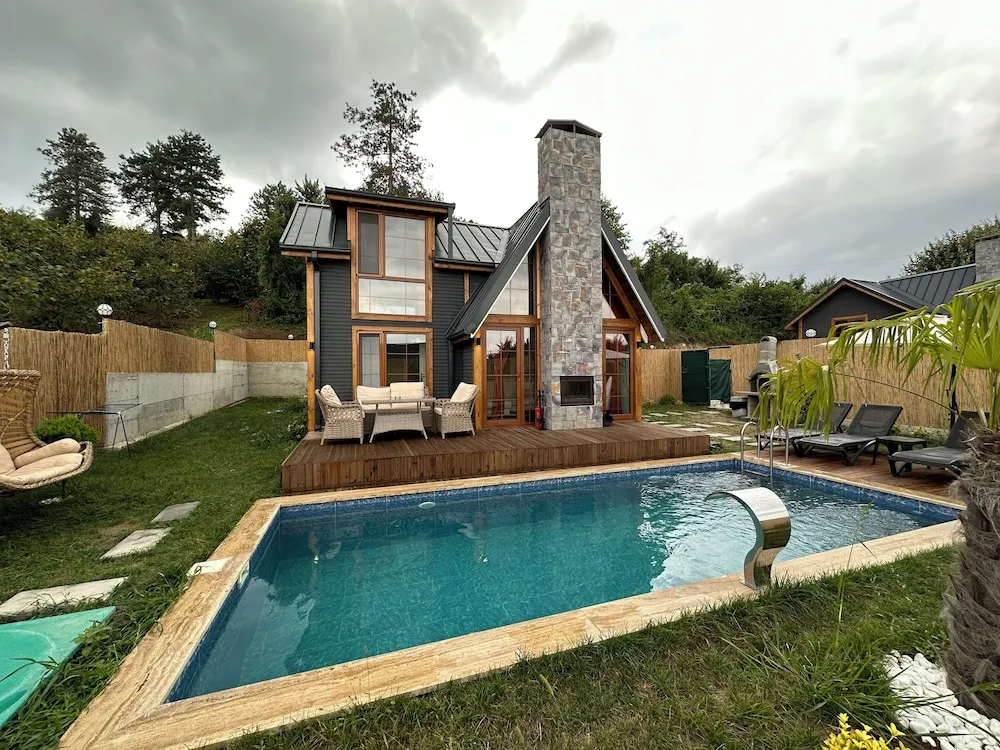 Business Bungalov