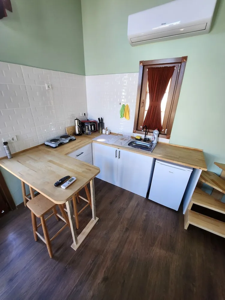 Basic Bungalov