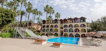Green Paradise Beach Hotel