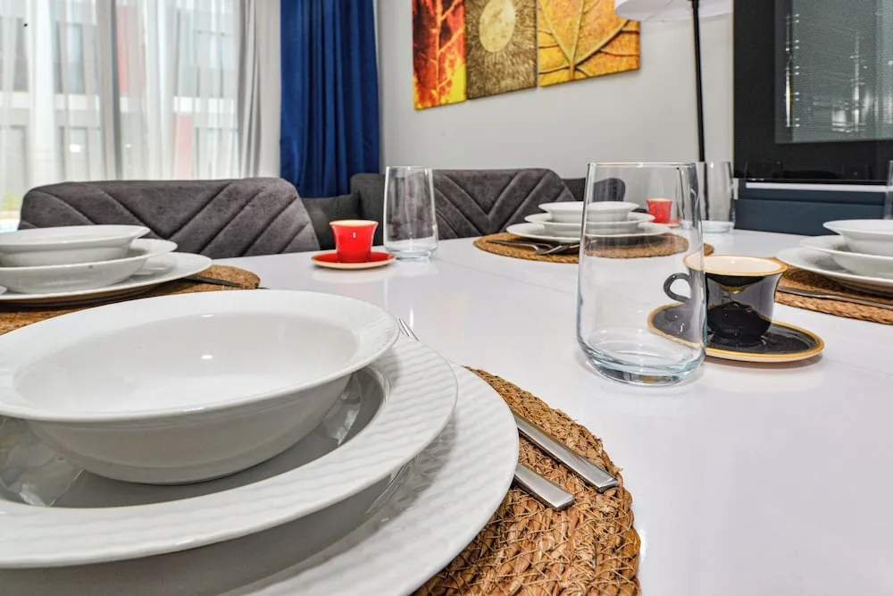 Comfort Apart Daire, Havuz Manzaralı