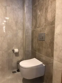 Grand Iska Hotel