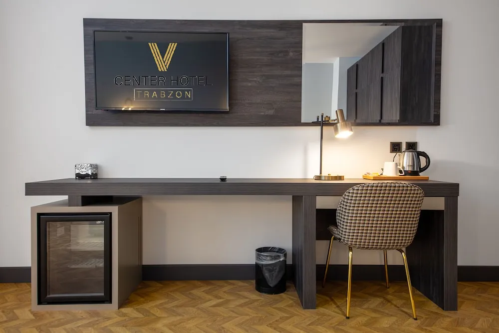2 + 1 Suite Room
