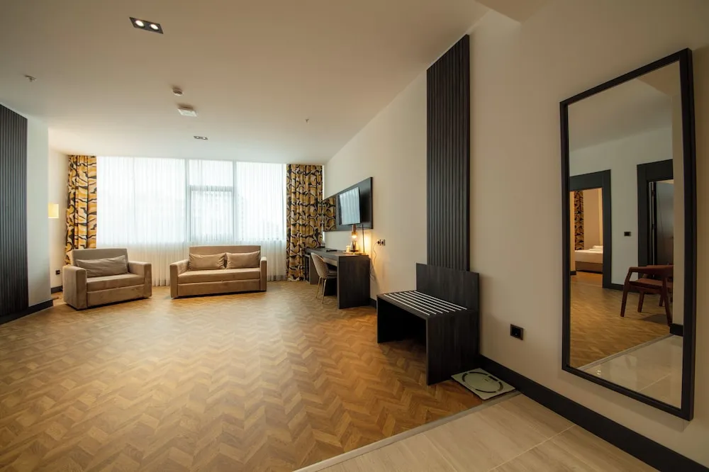 2 + 1 Suite Room with Sea View