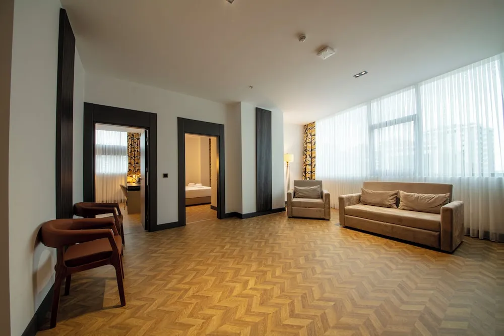 2 + 1 Suite Room with Sea View