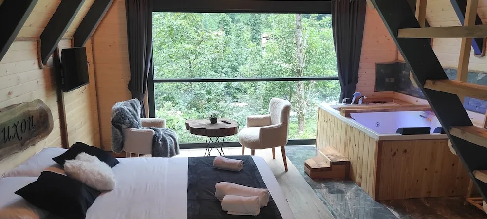 Deluxe Bungalov