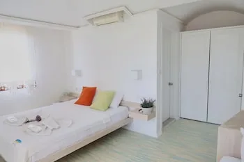 Lefkofris Otel