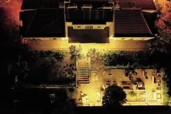 Lefkofris Otel