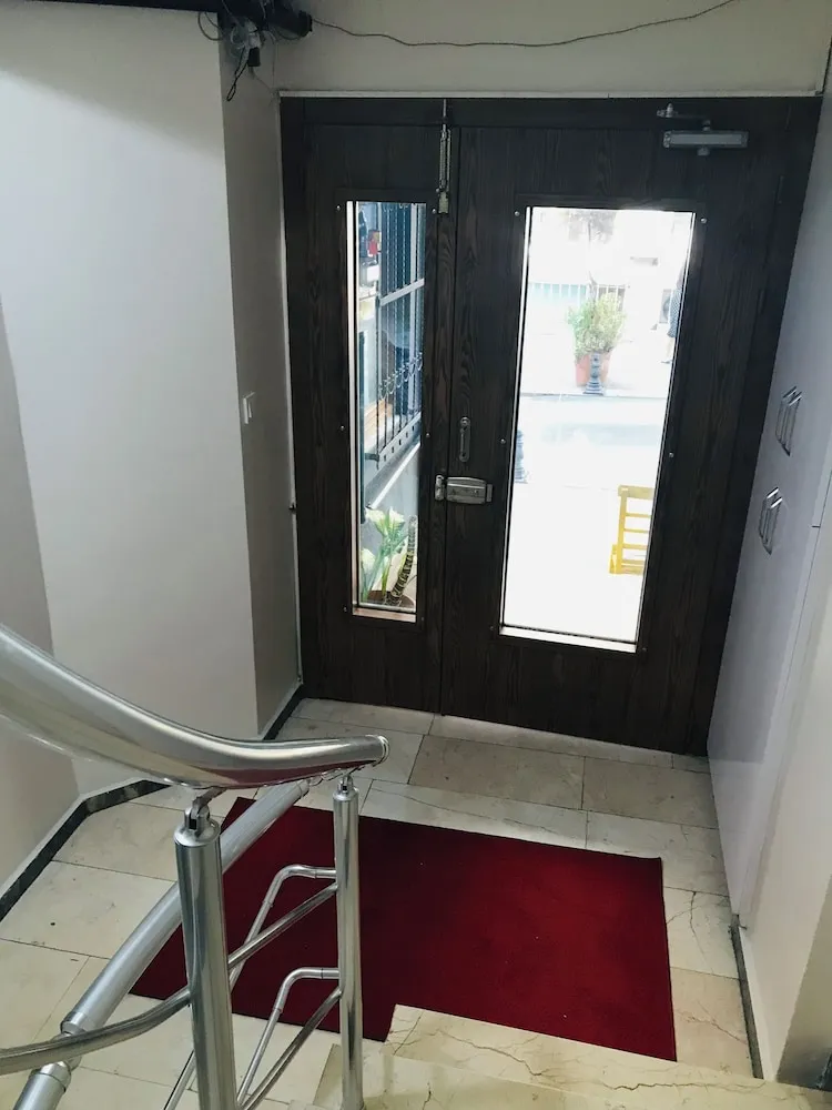 Economy Tek Büyük veya İki Ayrı Yataklı Oda