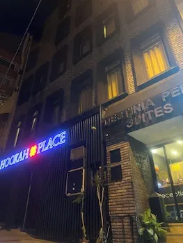 Destinia Pera Suites