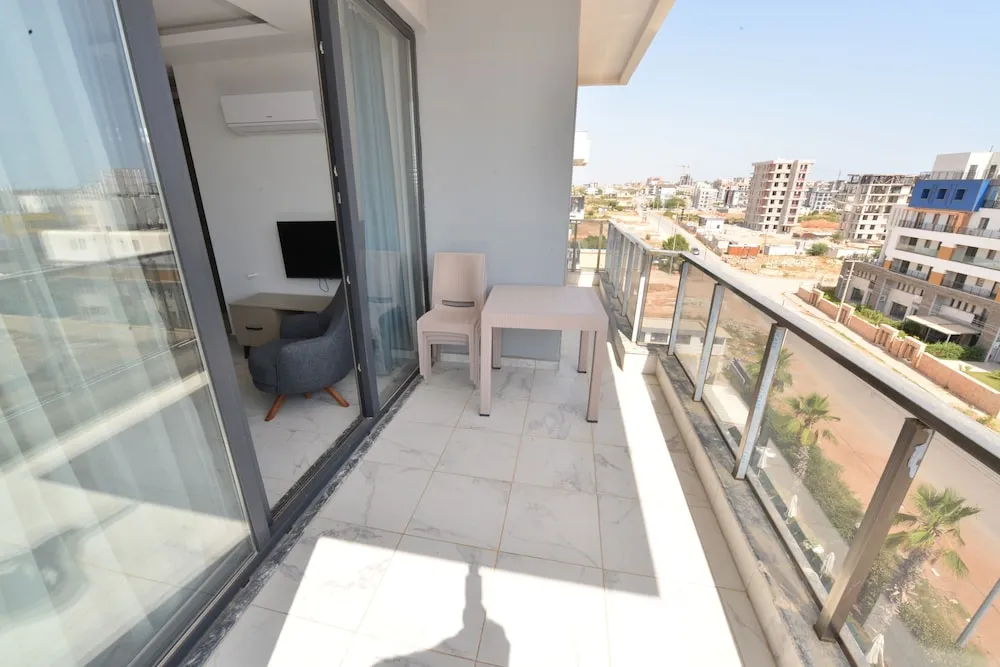 Luxury Süit, 2 Yatak Odası, Havuz Manzaralı