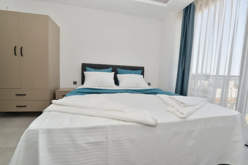 Luxury Süit, 2 Yatak Odası, Havuz Manzaralı