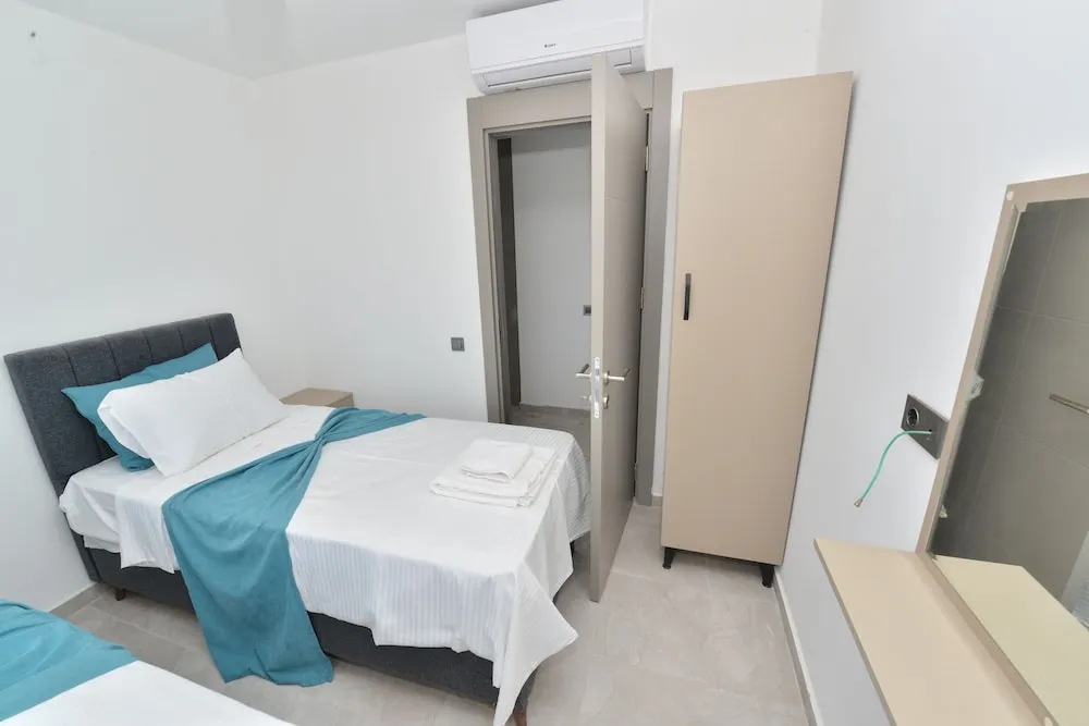Luxury Süit, 2 Yatak Odası, Havuz Manzaralı
