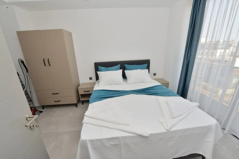 Luxury Süit, 2 Yatak Odası, Havuz Manzaralı
