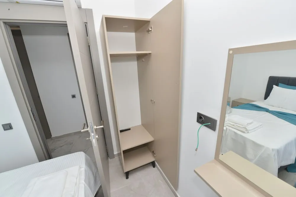 Luxury Süit, 2 Yatak Odası, Havuz Manzaralı