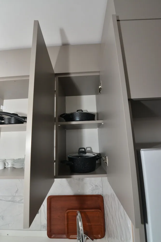 Comfort Apart Daire, 2 Yatak Odası, Havuz Manzaralı