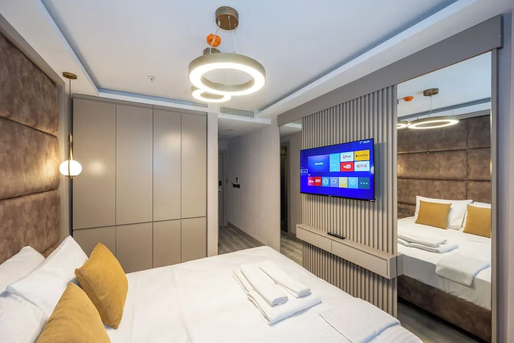 Standard Tek Büyük Yataklı Oda