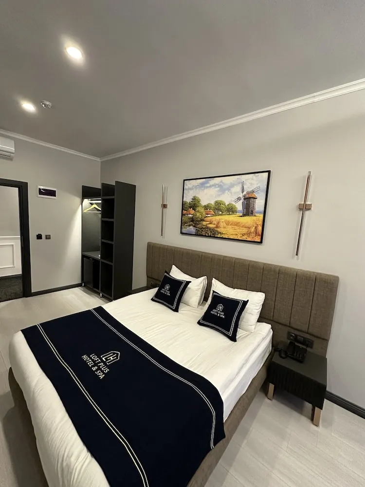Deluxe Single Room