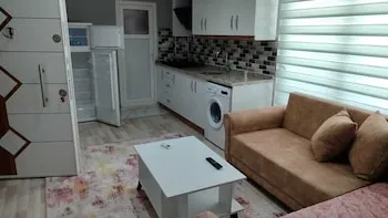 Cam Suites