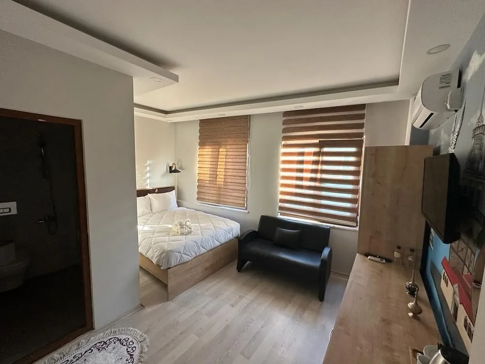 Comfort Oda, 1 Büyük (Queen) Boy Yatak