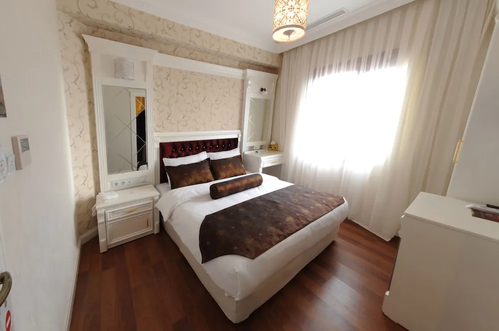 Panoramic Tek Büyük Yataklı Oda