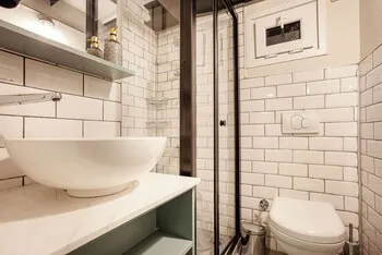 T Suites