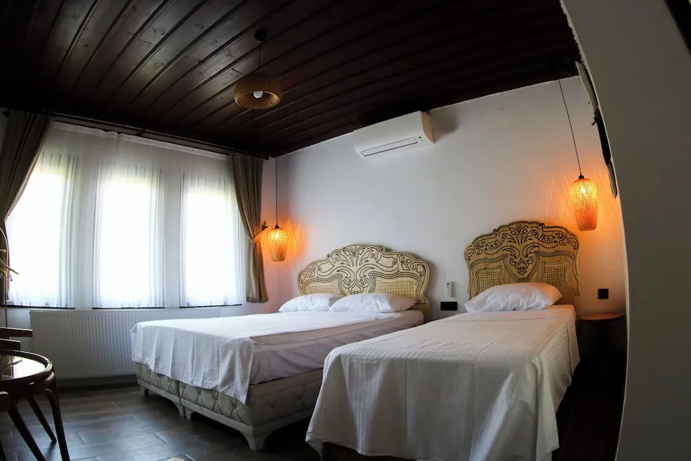 Deluxe Üç Kişilik Oda, 1 Yatak Odası, Sigara İçilmez, Şehir Manzaralı