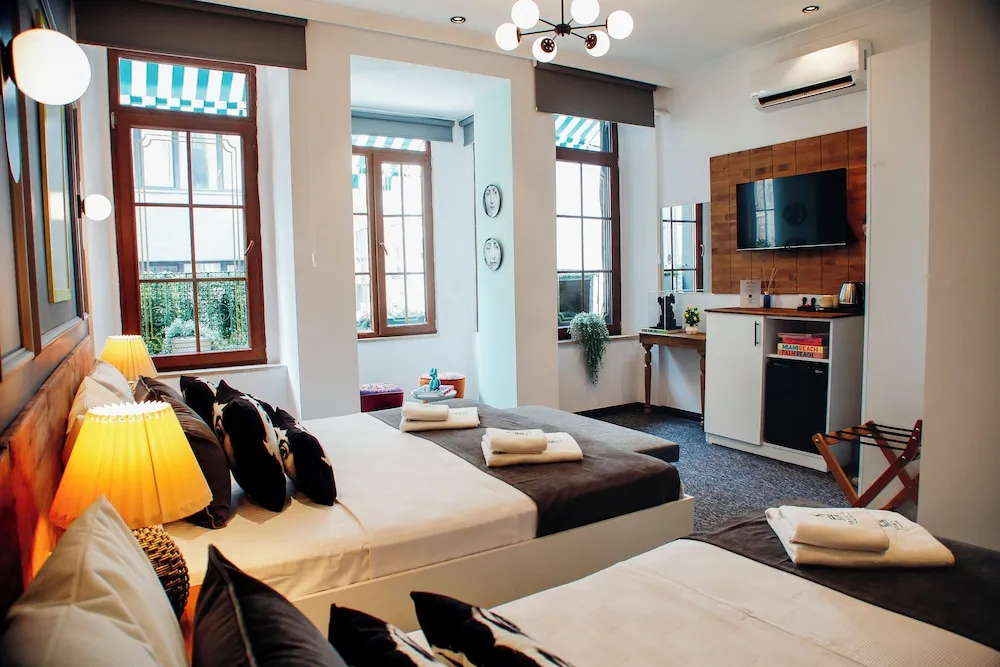 Deluxe Üç Kişilik Oda