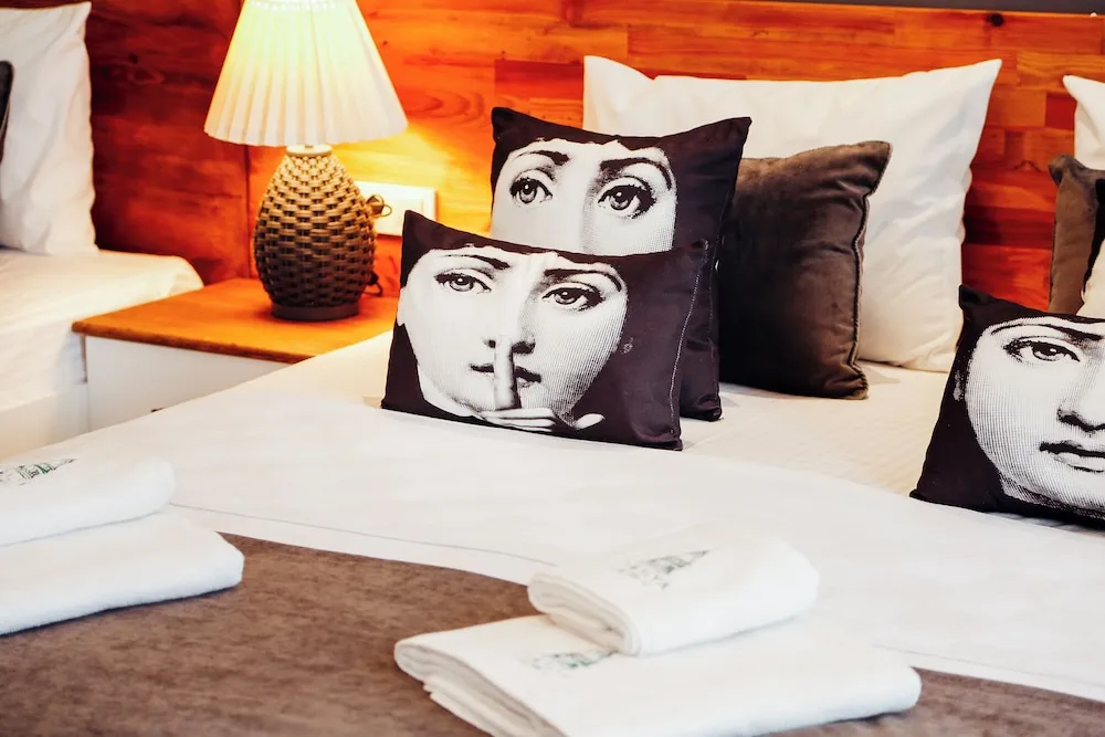 Deluxe Üç Kişilik Oda