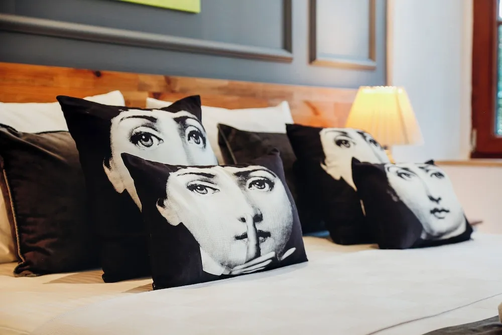 Deluxe Üç Kişilik Oda