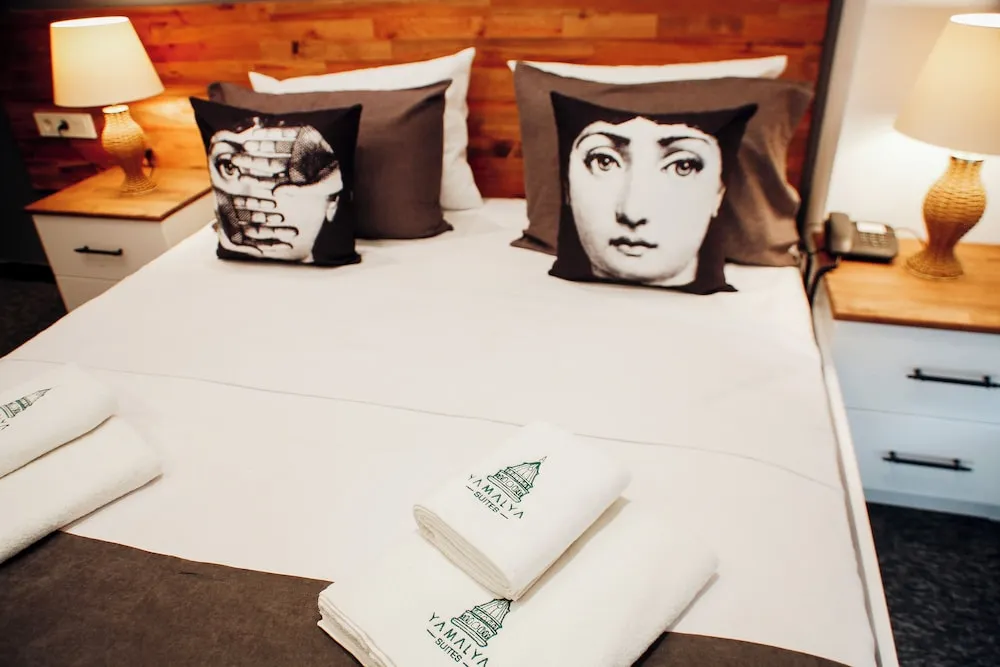 Standard Tek Büyük Yataklı Oda