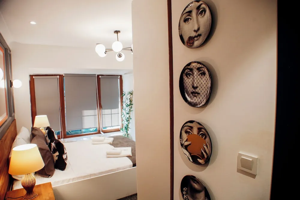 Standard Tek Büyük Yataklı Oda