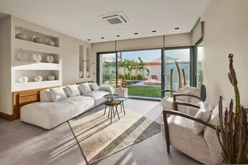 Meruno Alaçatı +12 Adult