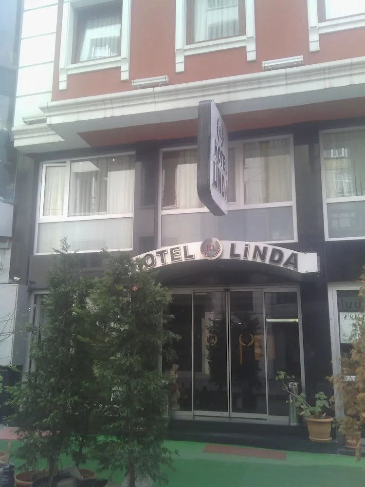 Konaklama yerinin ön cephesi