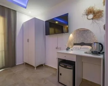 Belong Hotel