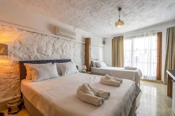 Belong Hotel