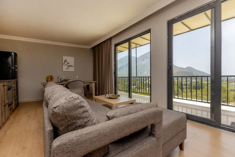 Honeymoon Çatı Katı Süiti (Penthouse)