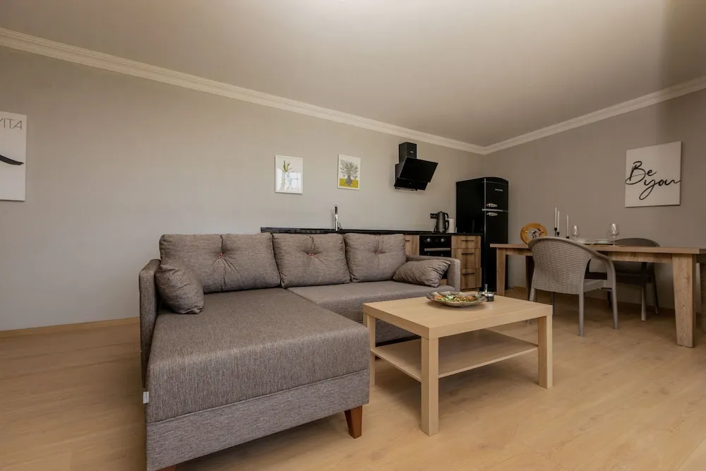 Honeymoon Çatı Katı Süiti (Penthouse)