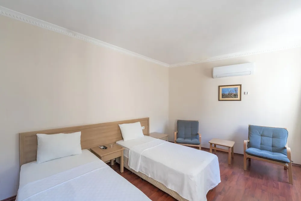 Standard Dört Kişilik Oda