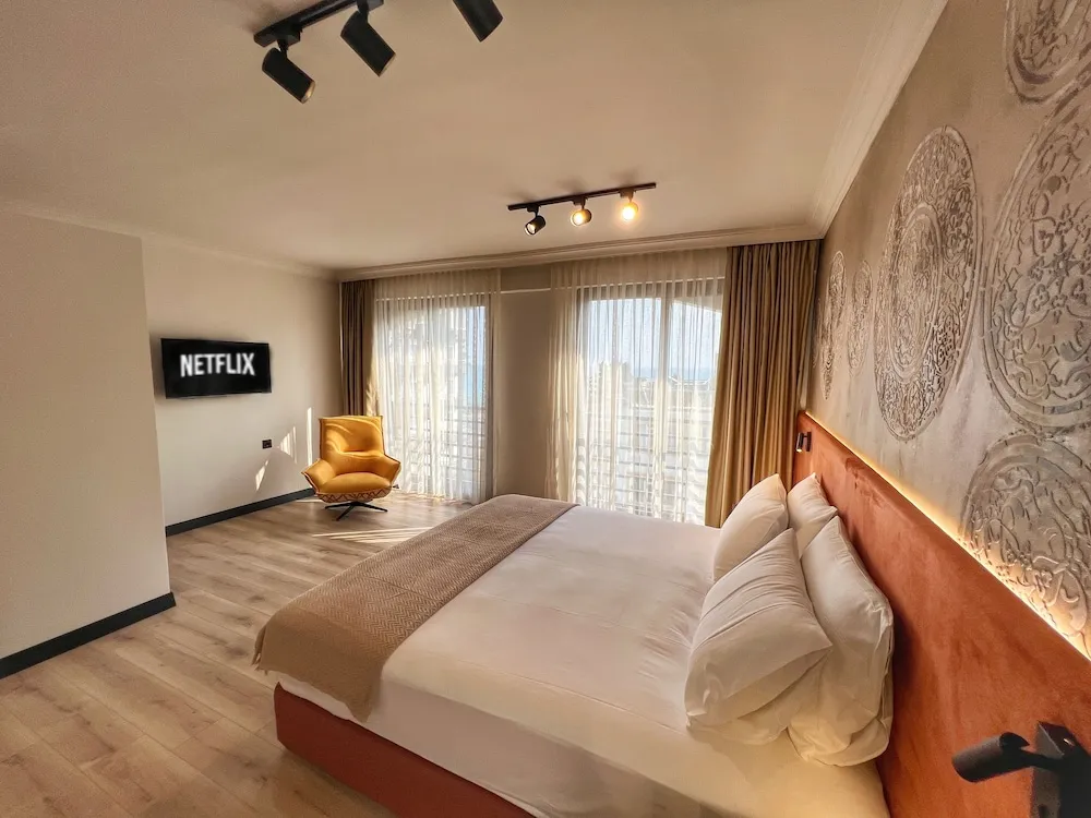 Luxury Tek Büyük veya İki Ayrı Yataklı Oda