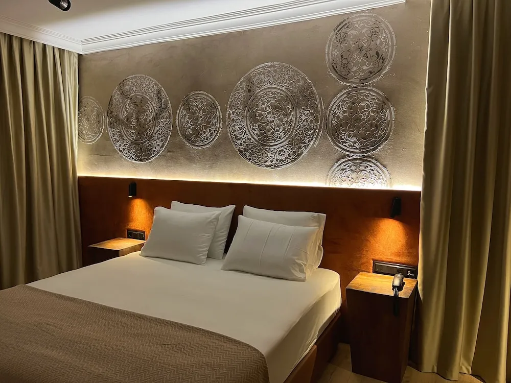 Luxury Tek Büyük veya İki Ayrı Yataklı Oda