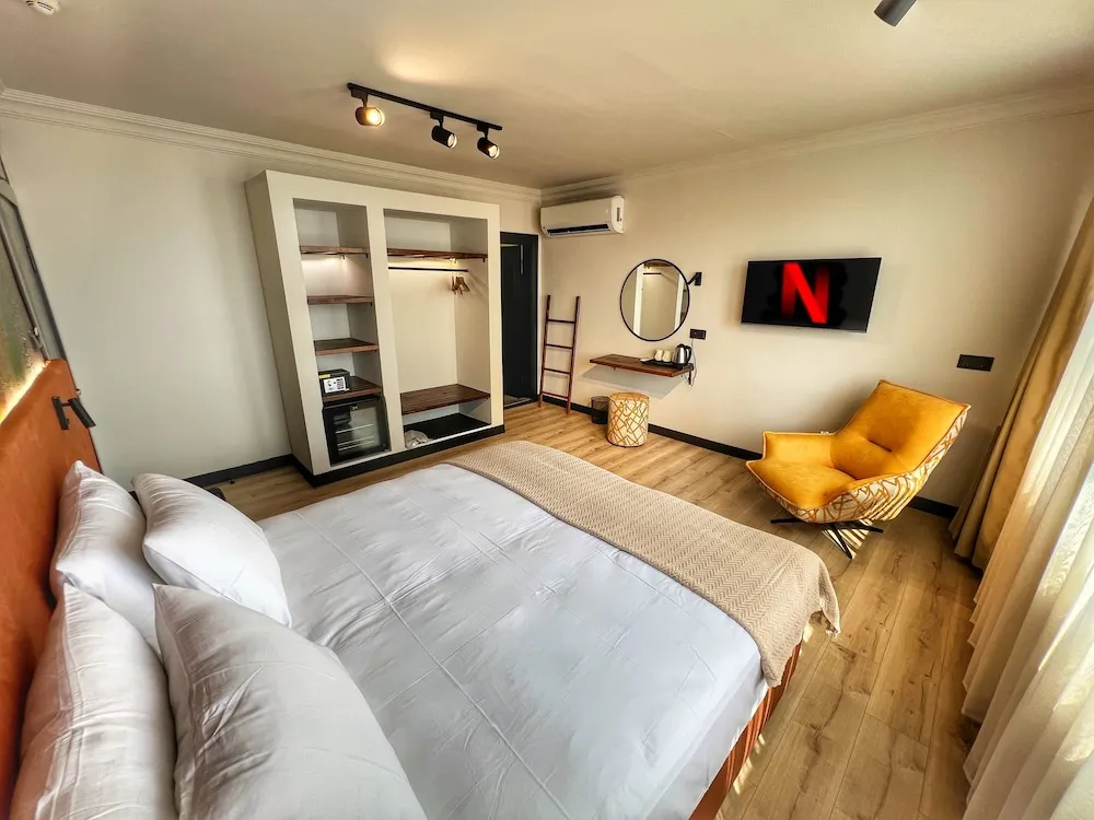 Premium Tek Büyük veya İki Ayrı Yataklı Oda