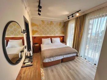 Oji Hotel