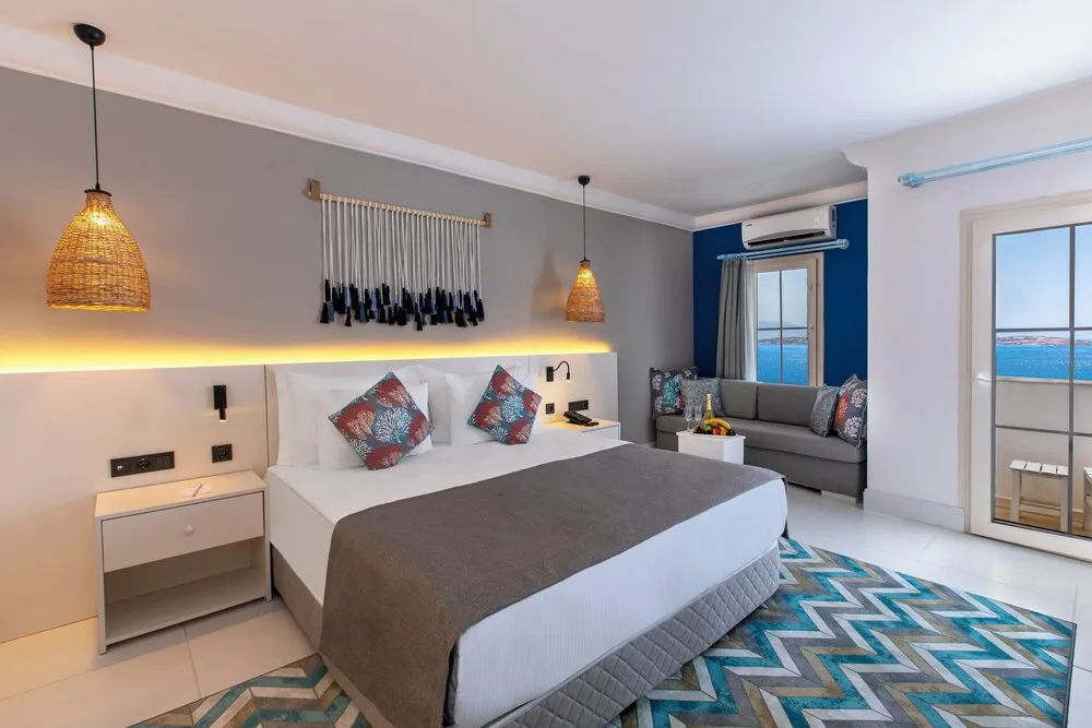 Premium Oda, 1 En Büyük (King) Boy Yatak ve Çekyat, Deniz Manzaralı