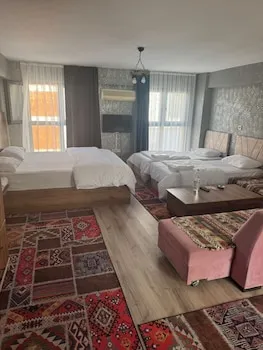 Çigli vegas pansiyon