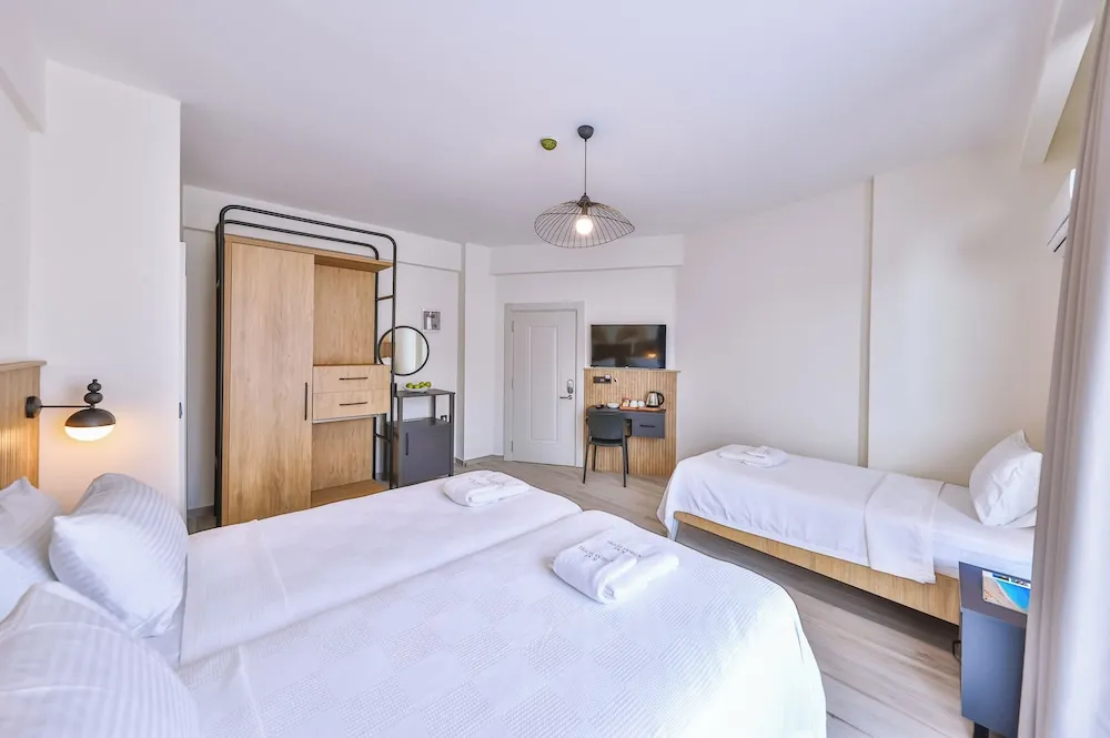 Comfort Oda, 3 Tek Kişilik Yatak, Şehir Manzaralı