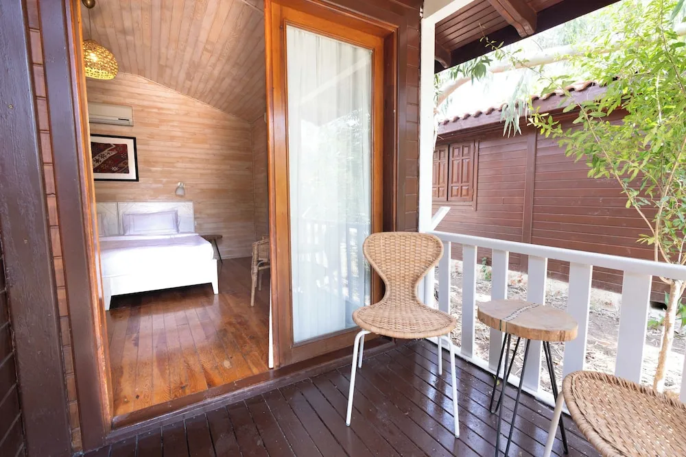 Comfort Tek Büyük veya İki Ayrı Yataklı Oda, 1 Yatak Odası, Avlu Manzaralı