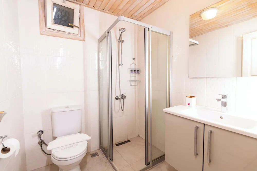 Comfort Bungalov, 2 Yatak Odası, Avlu Manzaralı