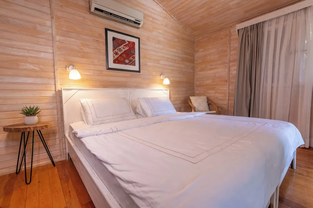 Comfort Üç Kişilik Oda, 2 Yatak Odası, Avlu Manzaralı