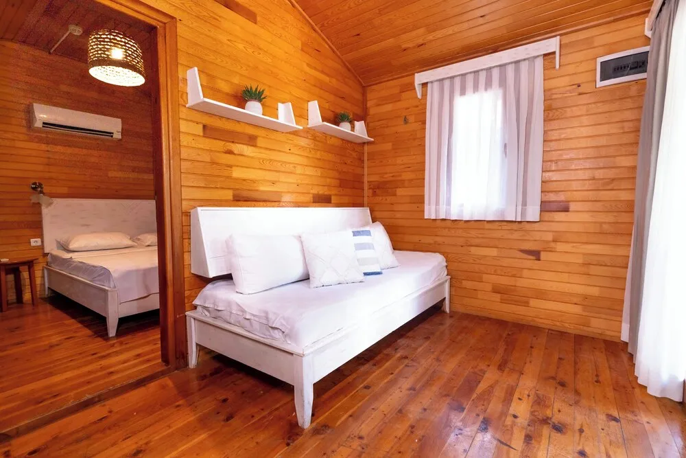 Comfort Üç Kişilik Oda, 2 Yatak Odası, Avlu Manzaralı